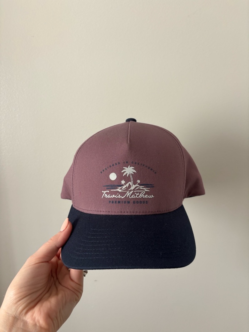 Travis Mathew Two-Tone Palm Logo Hat — Mauve & Navy